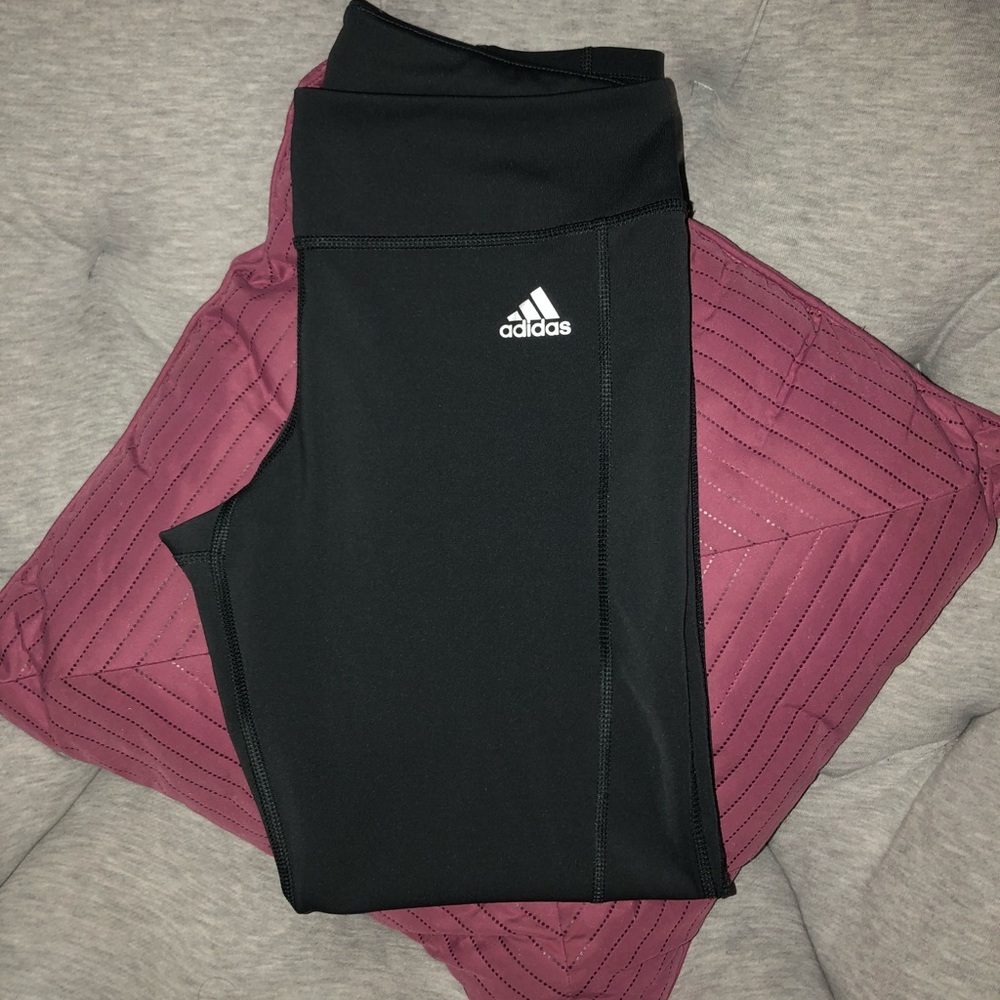 Adidas athletic leggings
